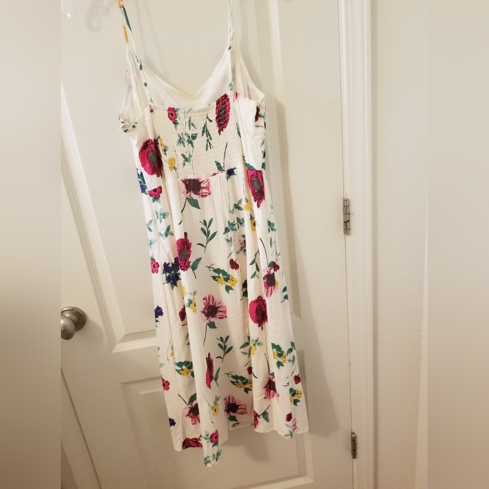Cream floral midi dress, size M - Picture 2 of 11